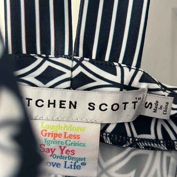 Gretchen Scott Designs Navy and White Patterned Sleeveless Fitted Dress - Picture 2 of 7